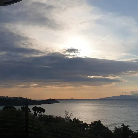 Apartament Alma Maisonette *